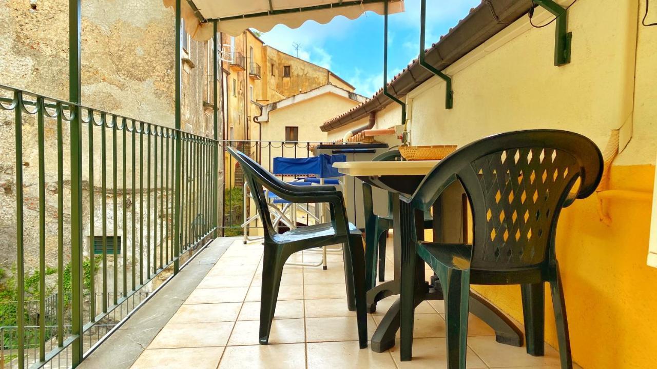 Apartamento Casa Santicelli Maratea “ Il Campanile” Exterior foto